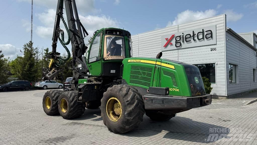 John Deere 1070 E 收割机