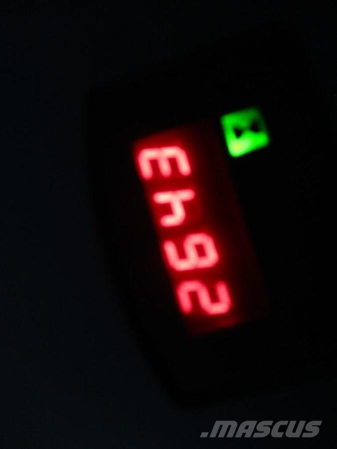 BT SPE125 电动搬运车