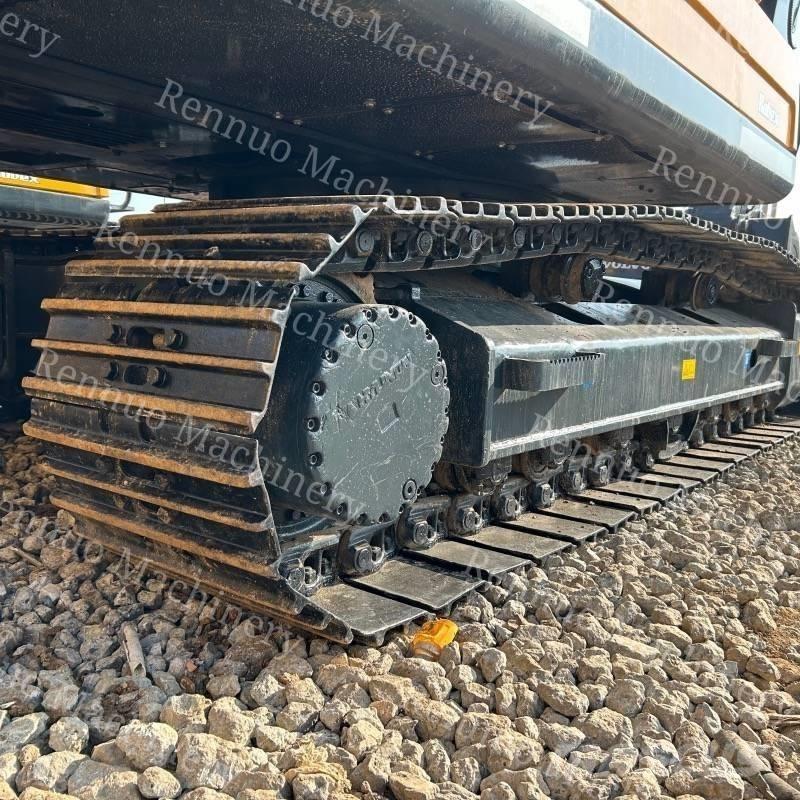 Hyundai 215VS 履带挖掘机