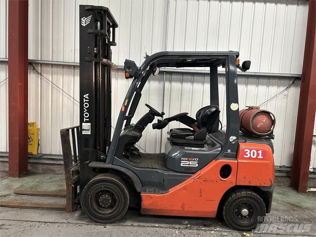 Toyota 02-8FGF25 天然气叉车