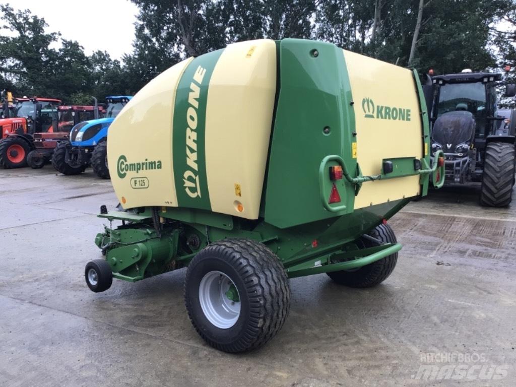 Krone Comprima f125 圆捆打捆机