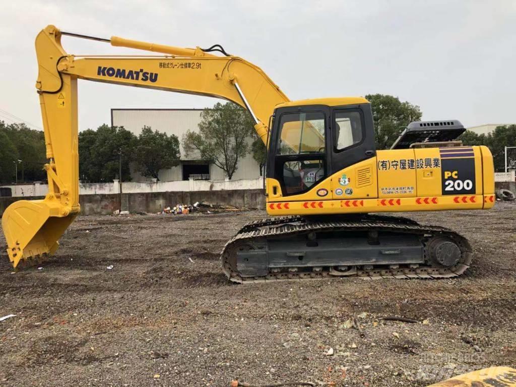 Komatsu pc200-7 履带挖掘机