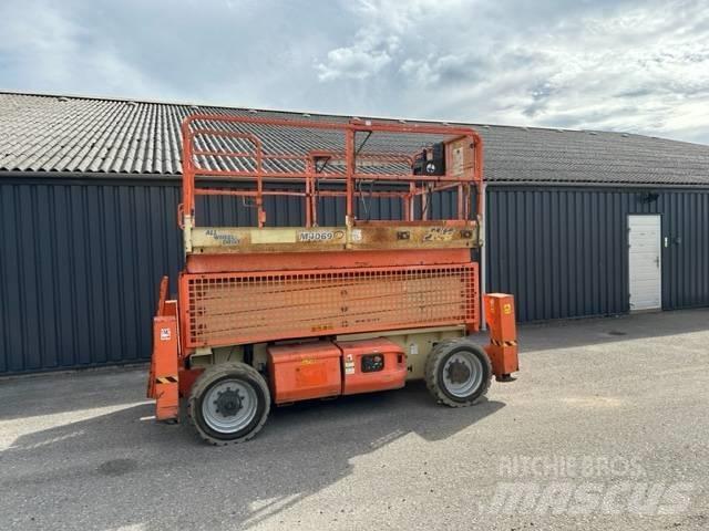 JLG M4069 剪叉式升降机