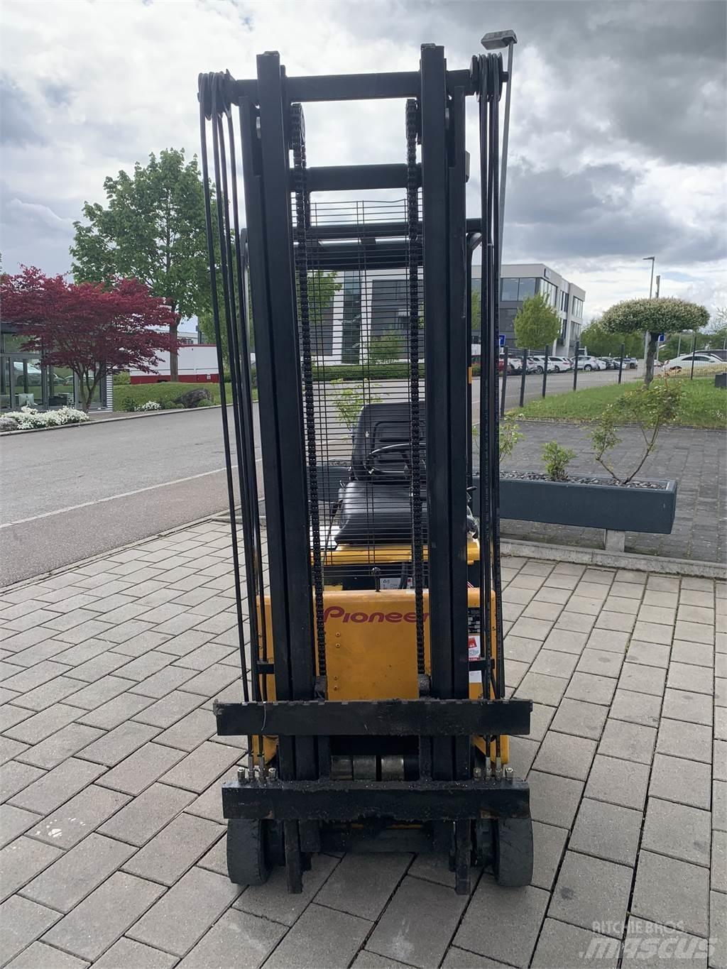  Hülsemann DEV1633T 电动叉车