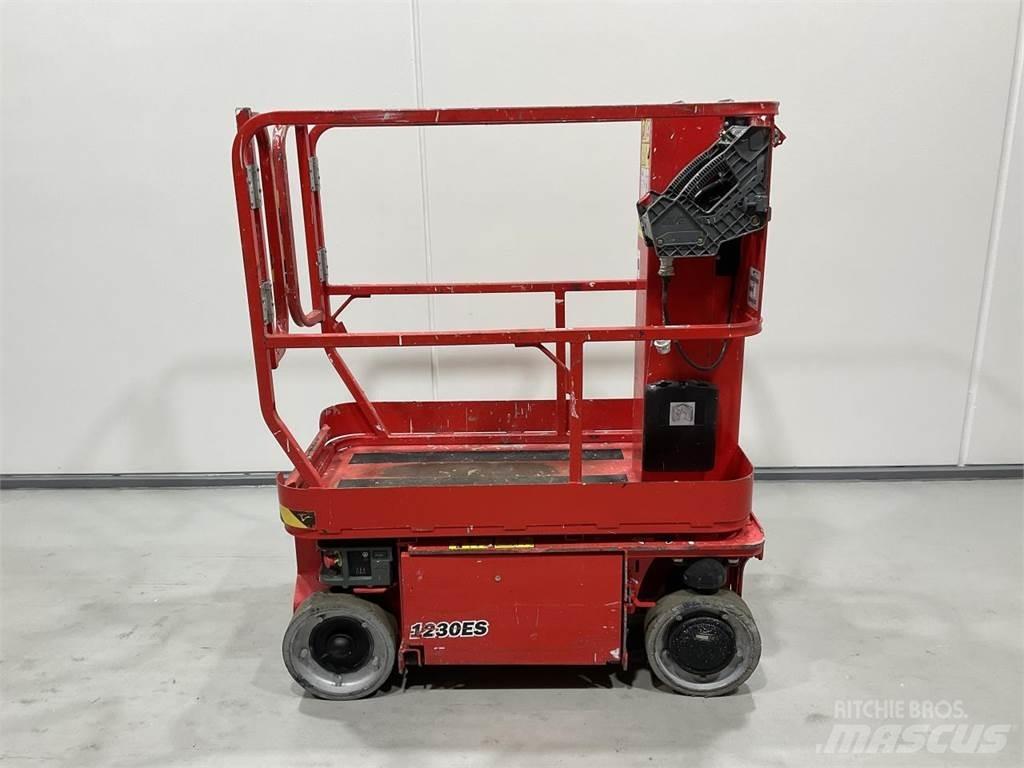 JLG 1230ES 剪叉式升降机