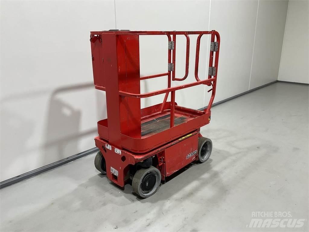JLG 1230ES 剪叉式升降机
