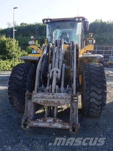 Volvo L 120 H 轮式装载机