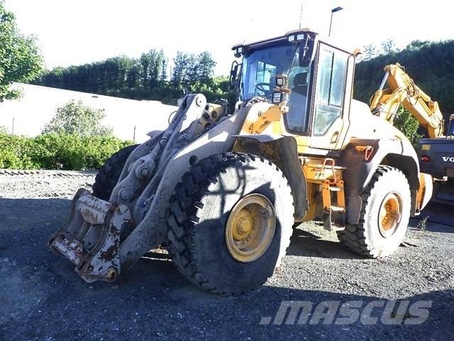 Volvo L 120 H 轮式装载机