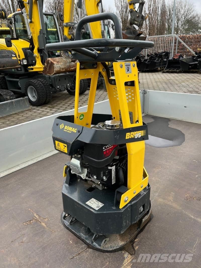 Bomag BR95 平板夯