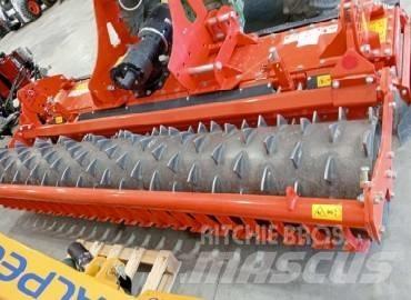 Kubota PH 1301 动力旋转耙