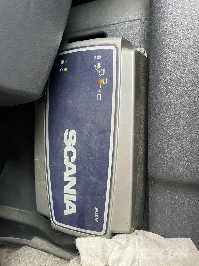 Scania R500 6x2 集装箱叉车