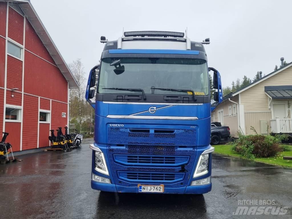 Volvo FH 木材运输车