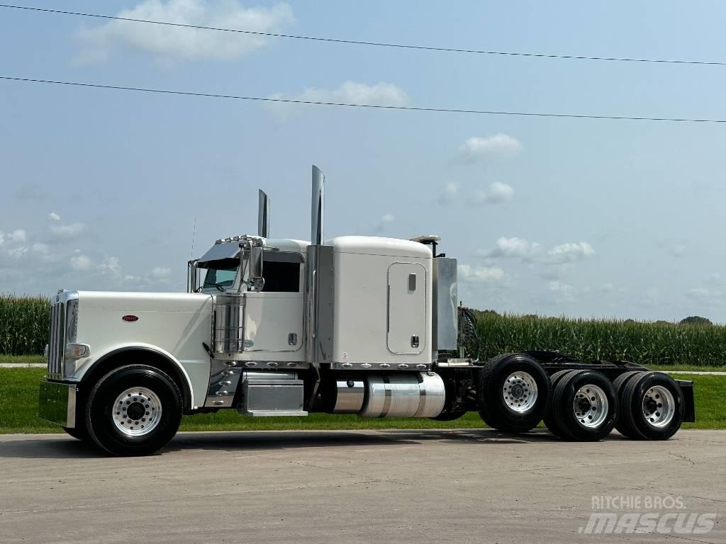 Peterbilt 389 牵引车