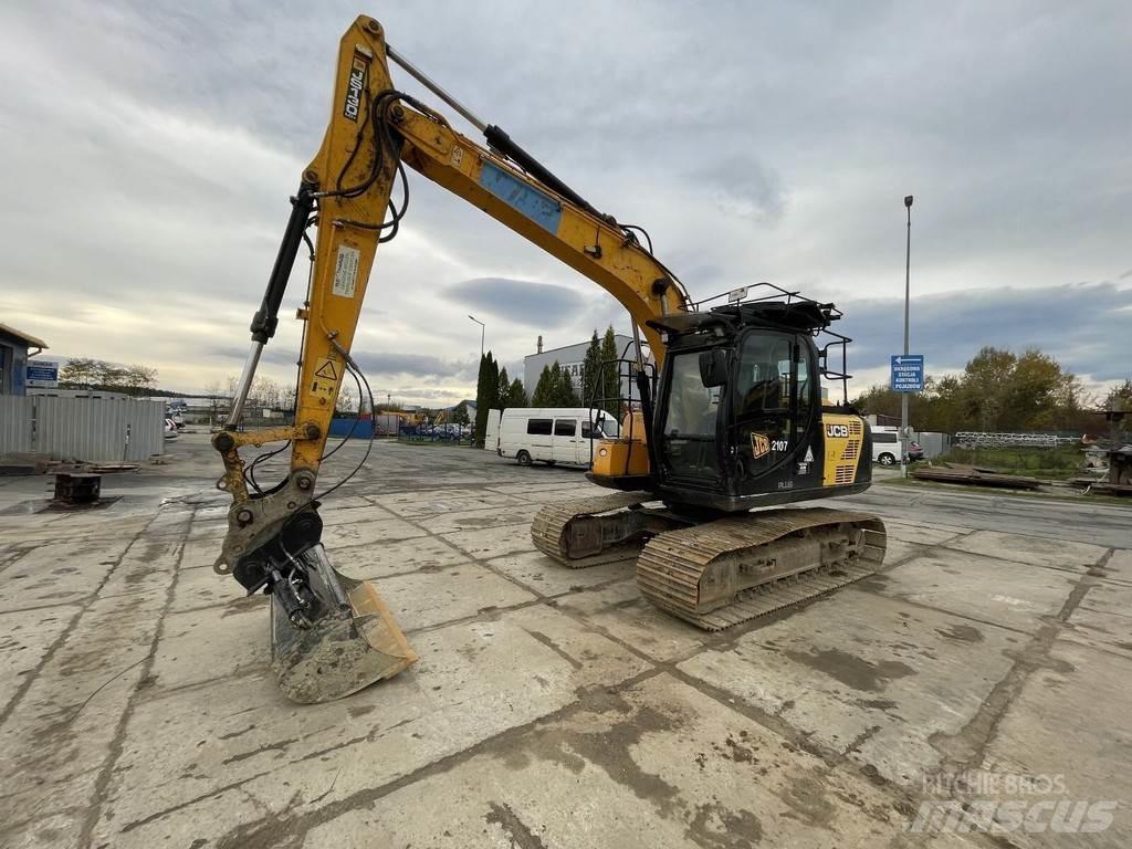 JCB JS130 小型挖掘机