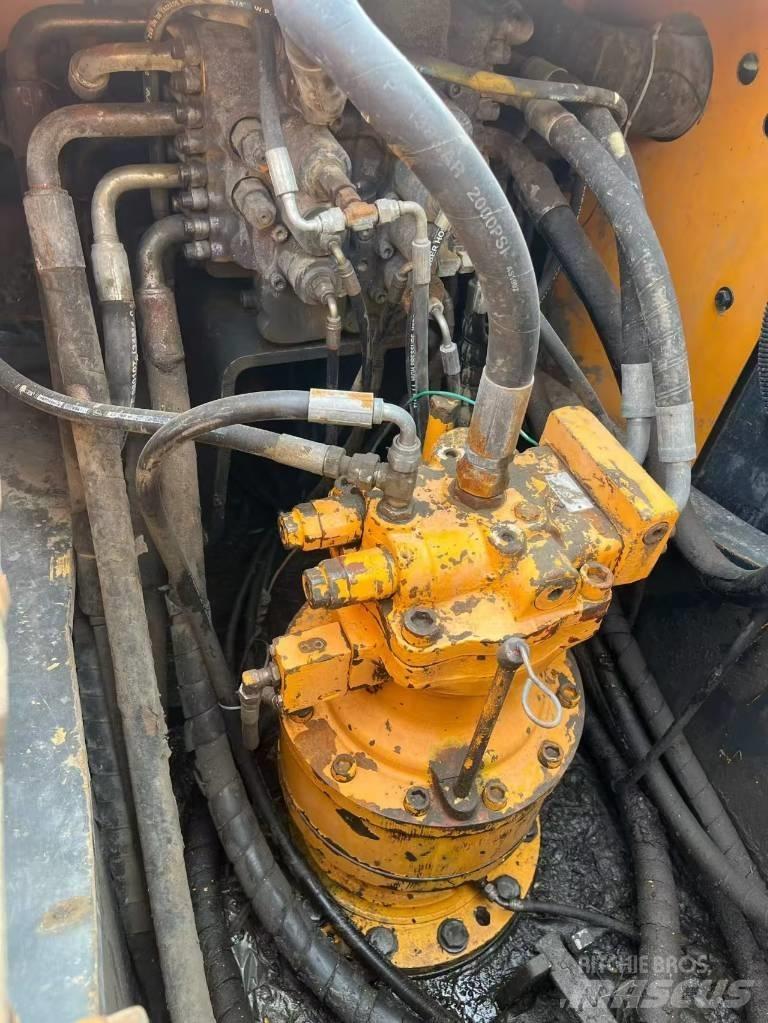Hyundai Robex 215-7 履带挖掘机