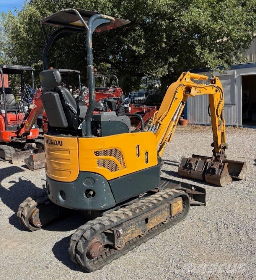Hyundai R17-9 小型挖掘机