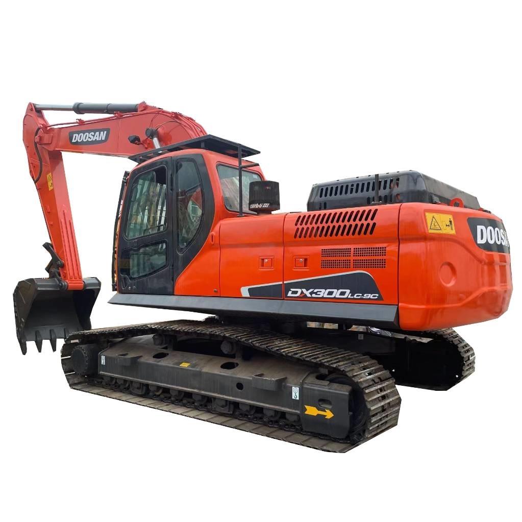 Doosan DX 300 LC 履带挖掘机
