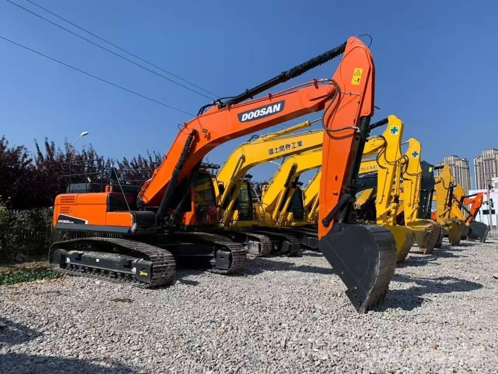 Doosan 300-7 履带挖掘机