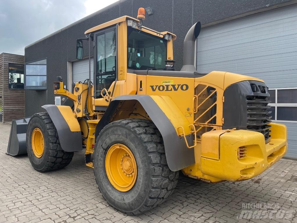 Volvo L90F 轮式装载机