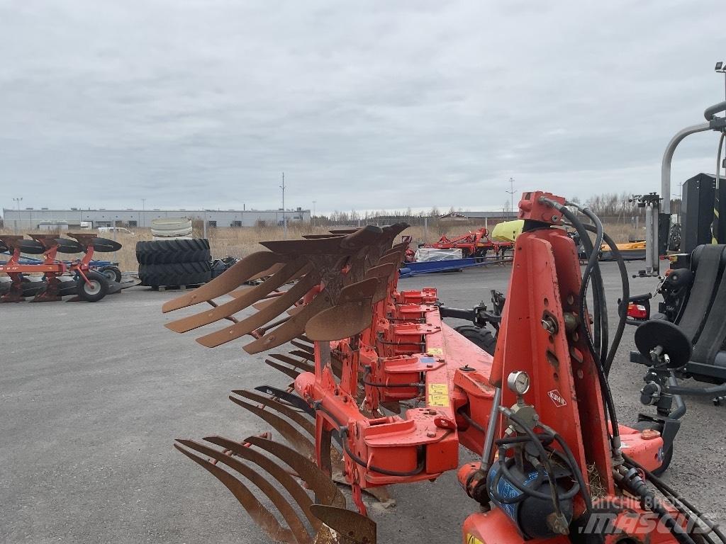 Kuhn Varimaster 122 双向犁