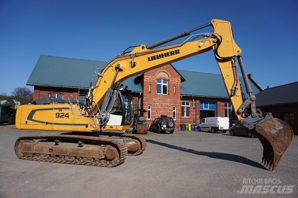 Liebherr R 924 LC 履带挖掘机