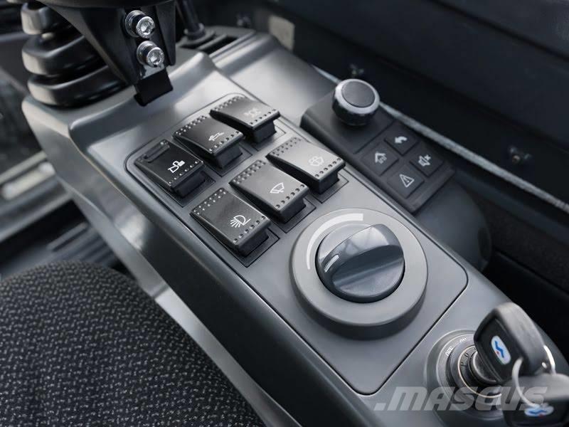 Sunward SWE 35 UF 小型挖掘机