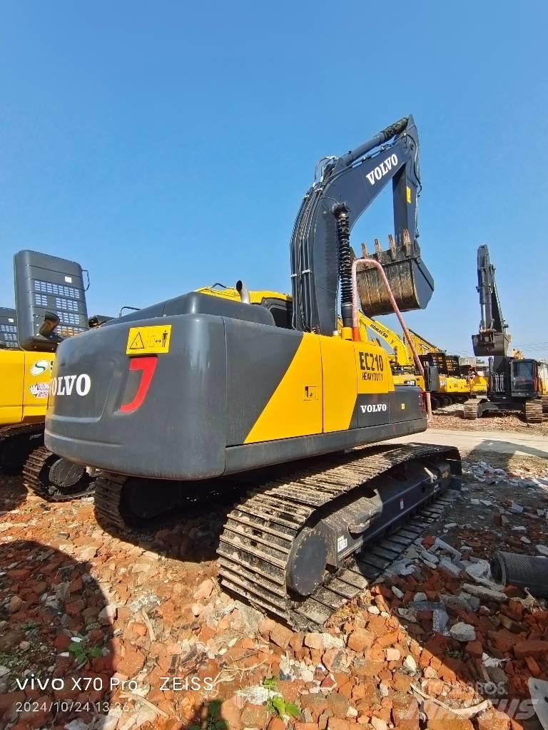 Volvo EC 210 履带挖掘机
