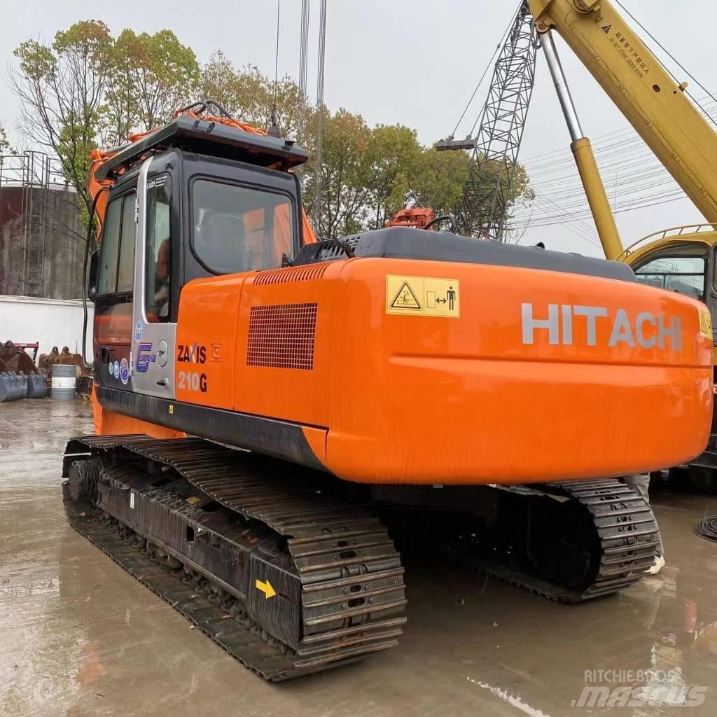 Hitachi ZX 210 履带挖掘机