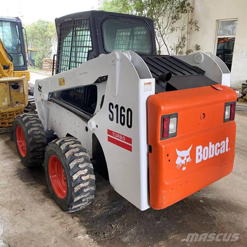 Bobcat S 160 滑移装载机