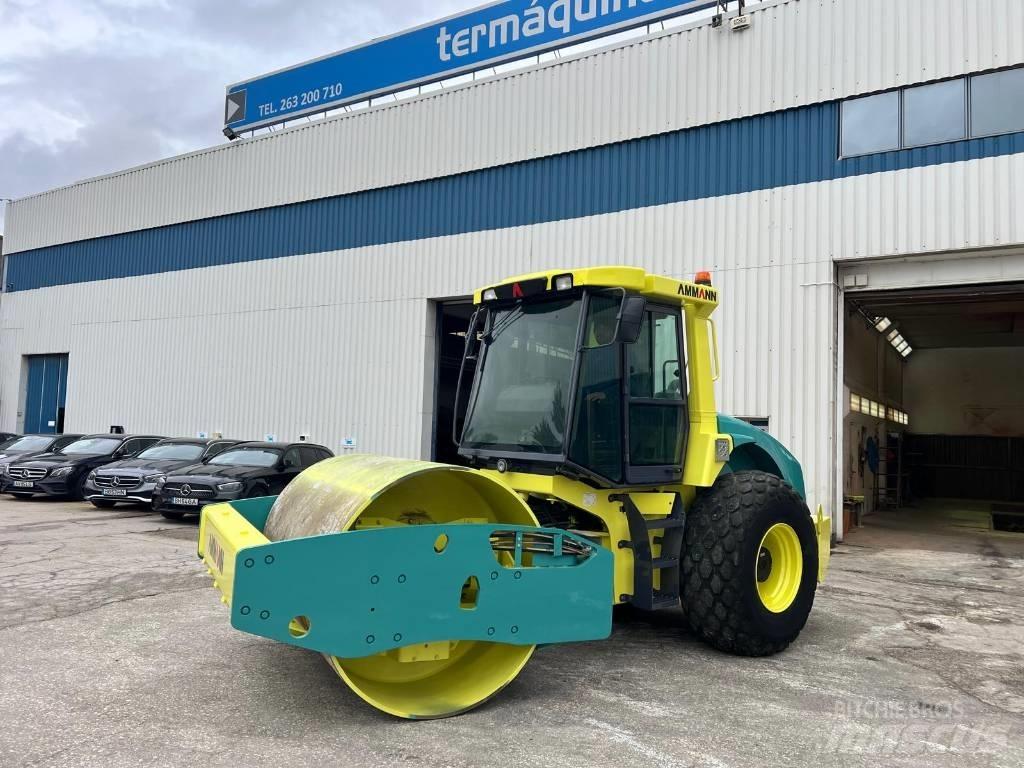 Ammann ASC 130 D 单轮压路机