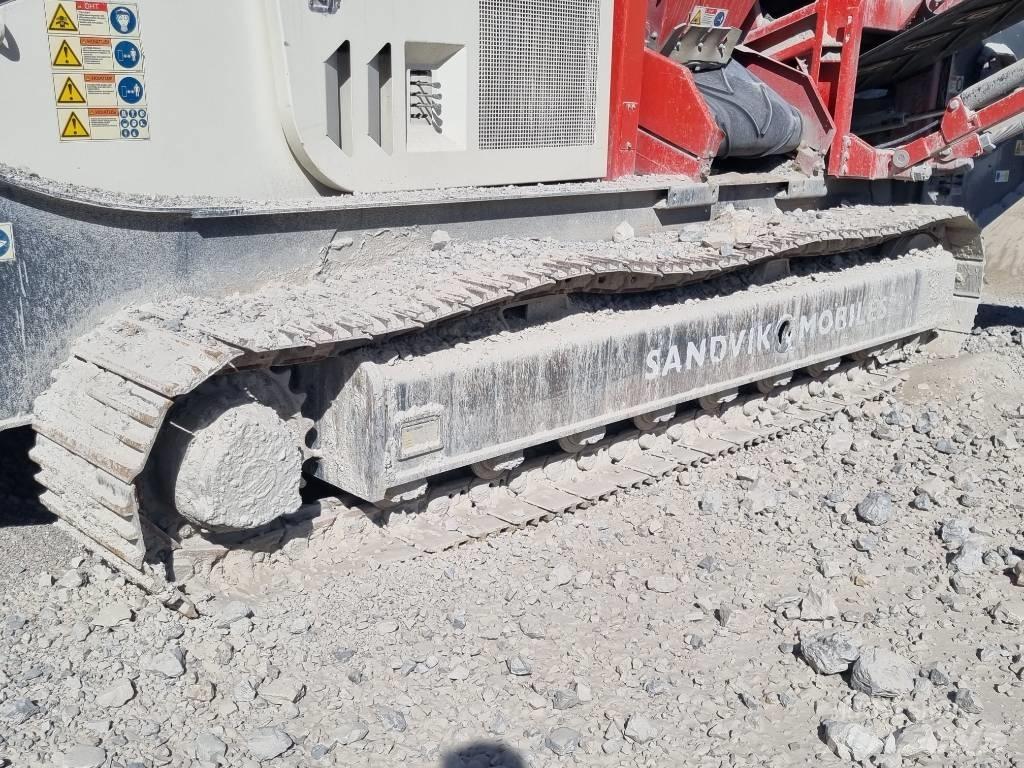 Sandvik QA 441 振动筛