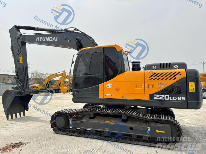 Hyundai R220LC-9S 履带挖掘机