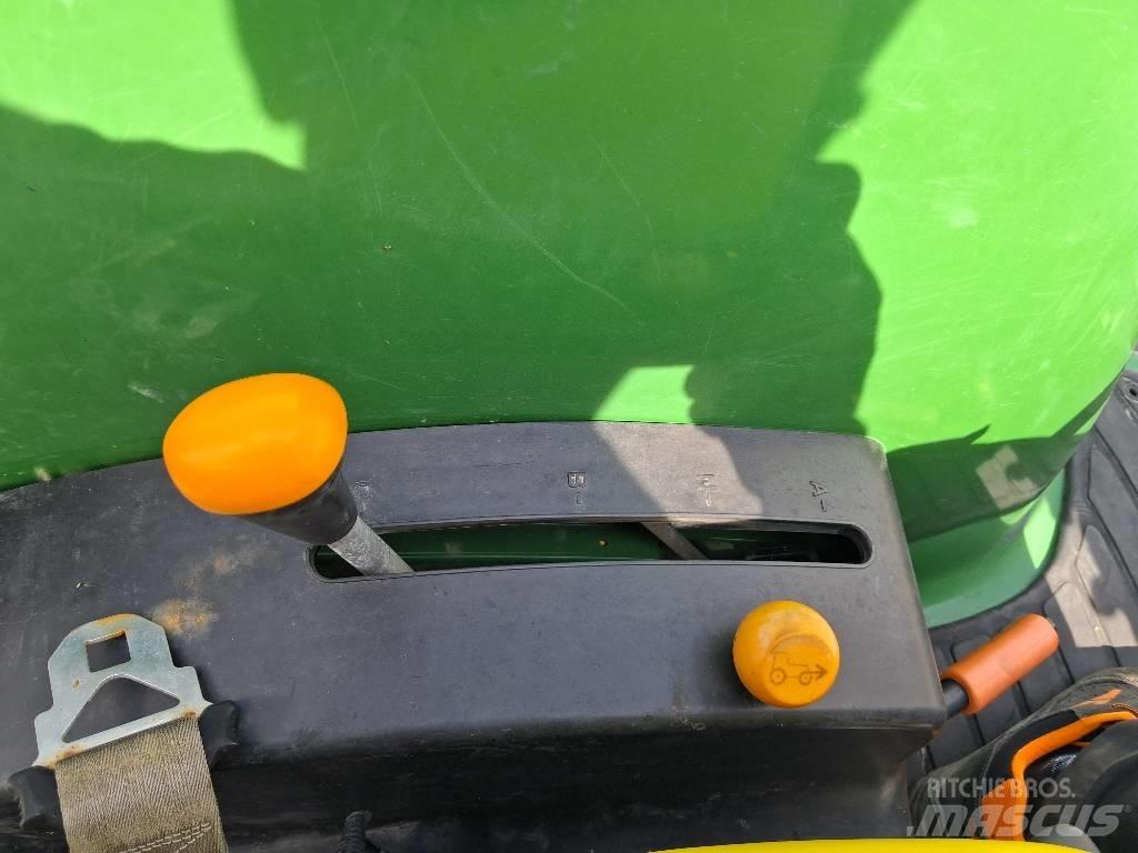 John Deere 4520 拖拉机/农用车