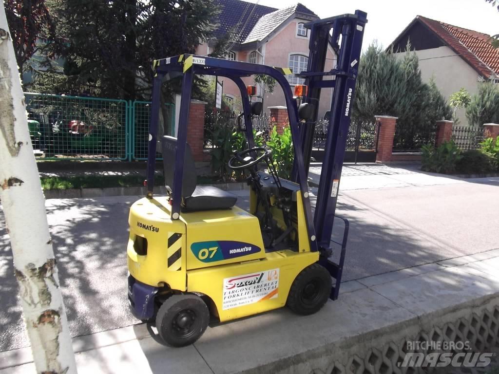 Komatsu FG07-3 天然气叉车