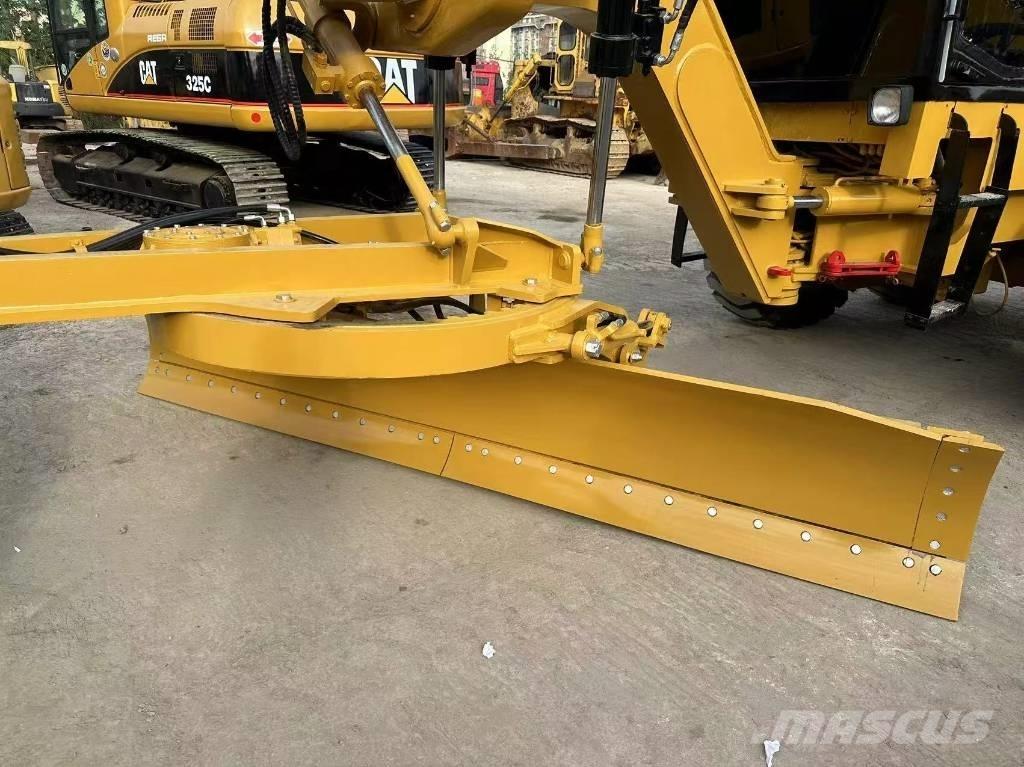 CAT 140 H 平地机/推土机