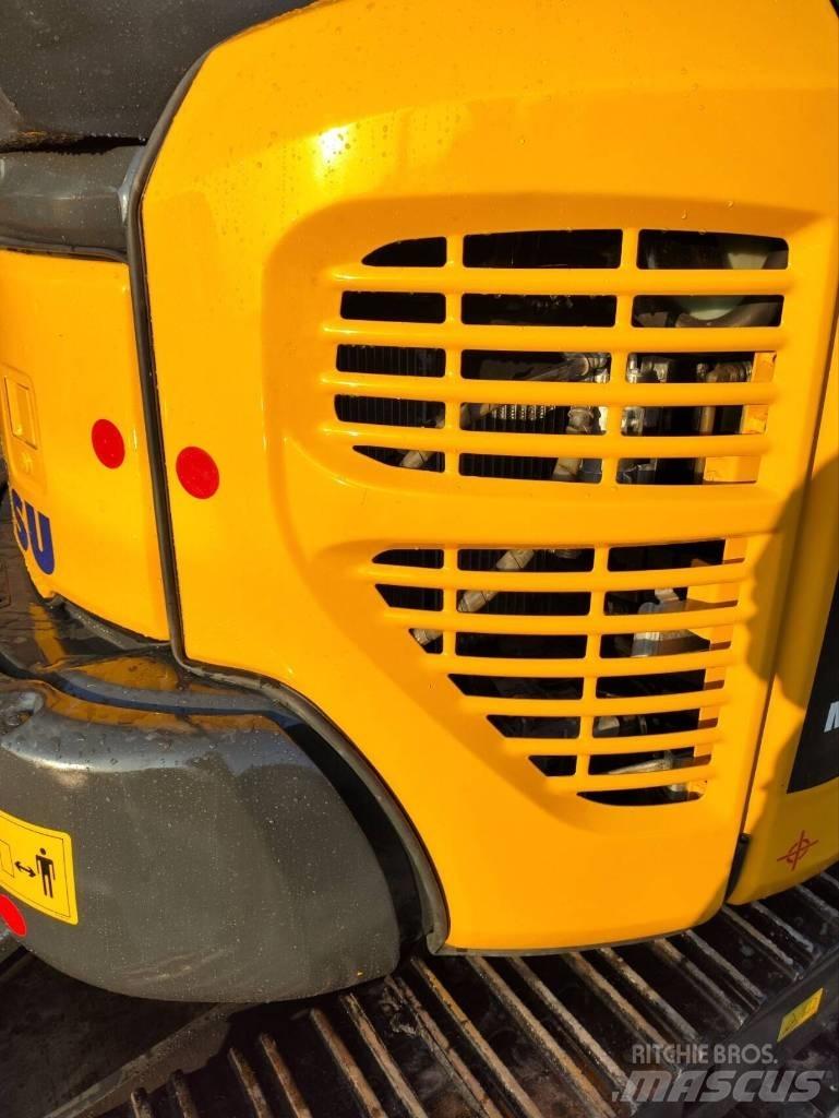 Komatsu PC 35 MR 小型挖掘机