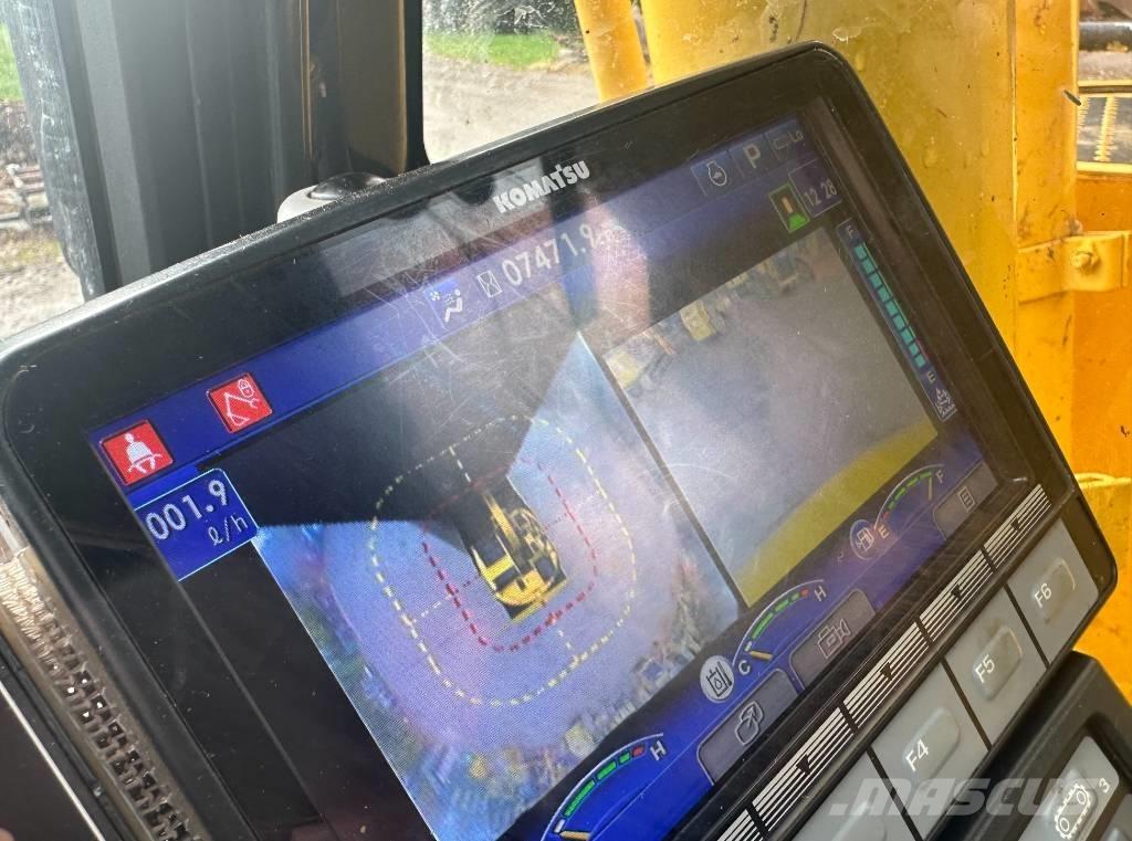 Komatsu PC 138 US-11 履带挖掘机