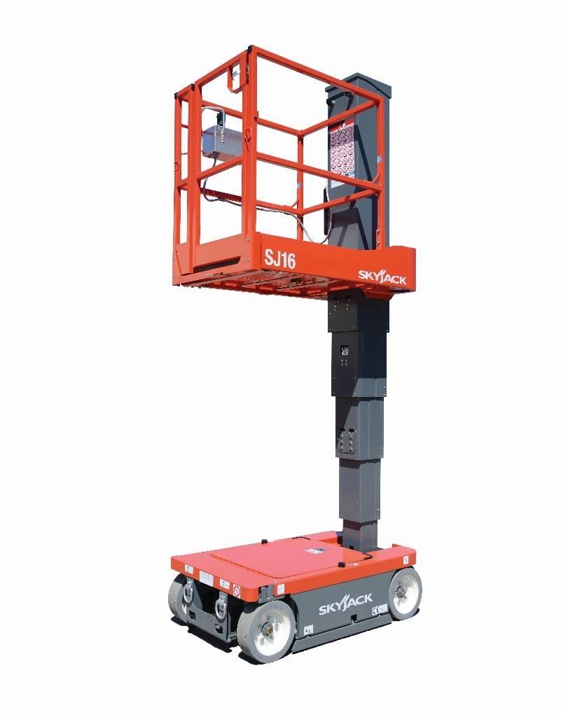 SkyJack SJ 16 E 客货电梯