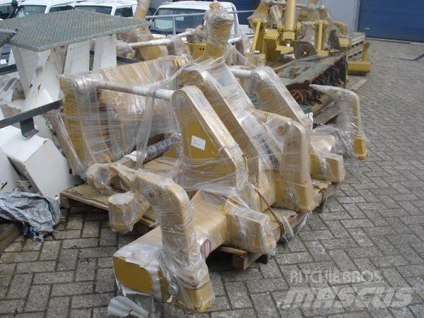 CAT 140M/160M Ripper 建筑机械-其他
