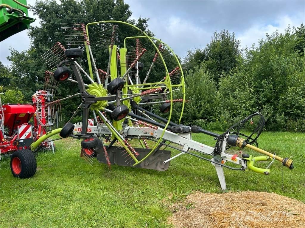 CLAAS Liner 2800 收割机