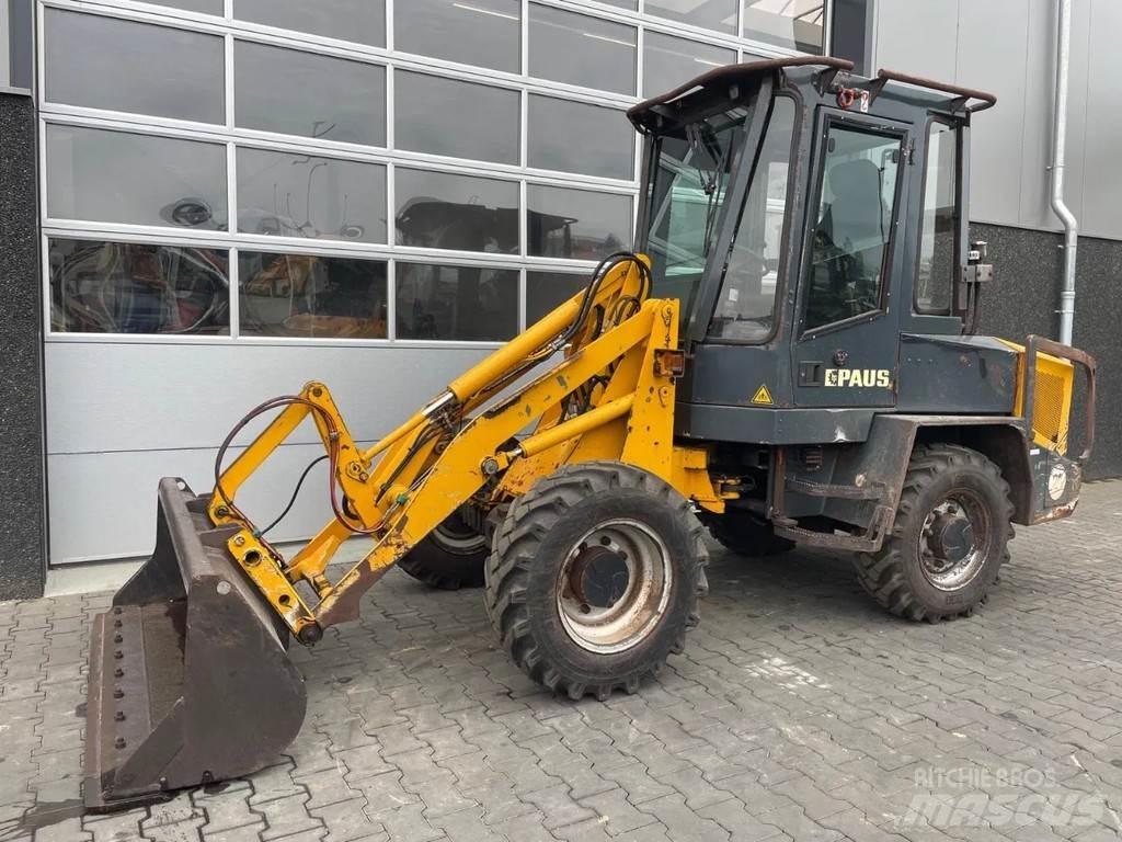 Paus RL552 轮式装载机