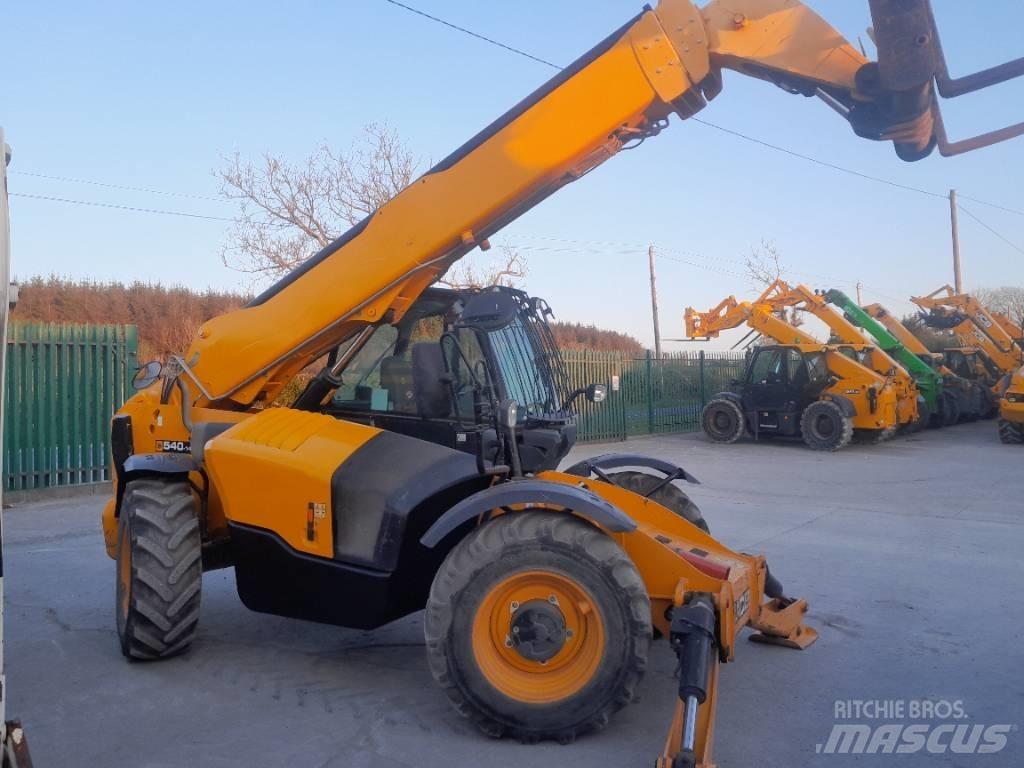JCB 540-140 伸缩臂叉装车|叉装车