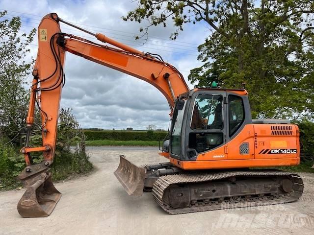 Doosan DX 140 LC 履带挖掘机