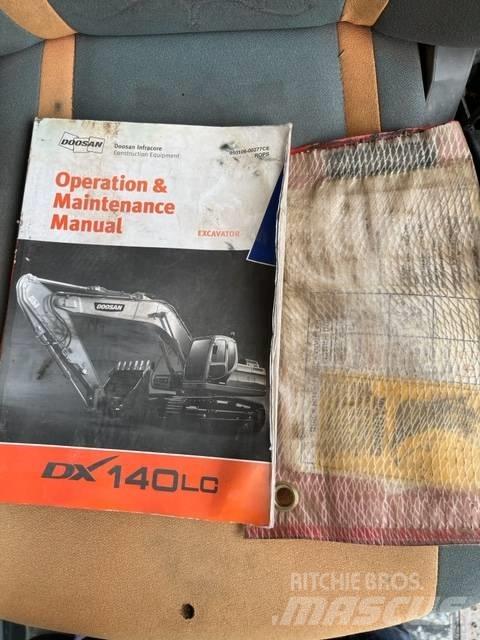 Doosan DX 140 LC 履带挖掘机