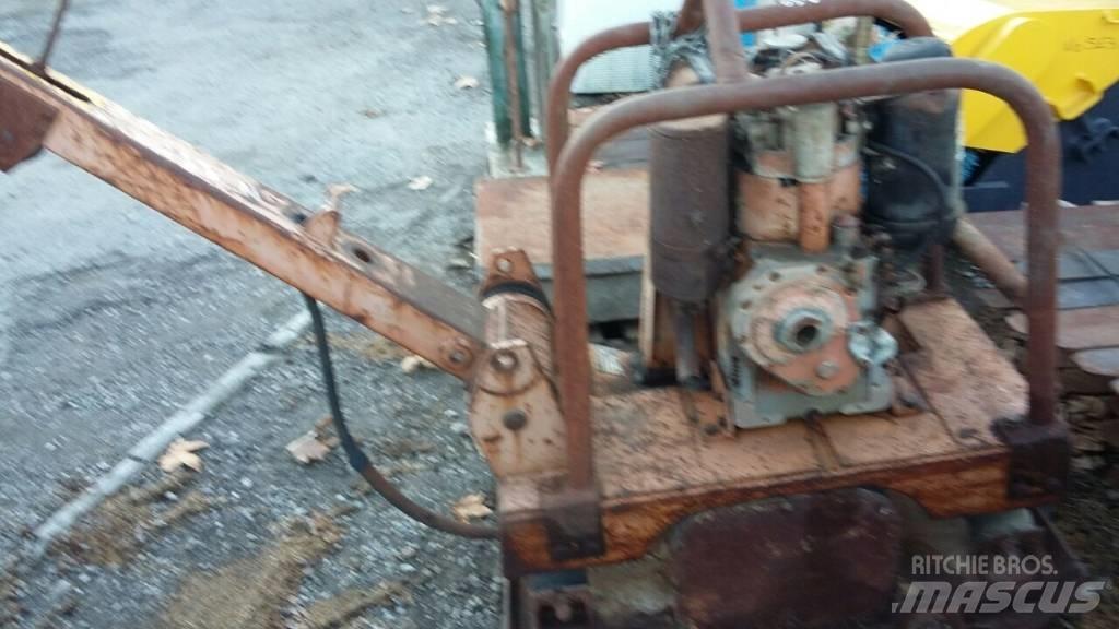 Ammann 30X50 平板夯