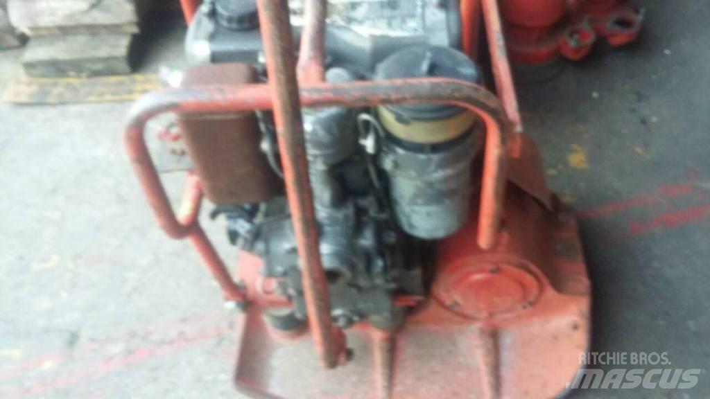 Ammann 30X50 平板夯