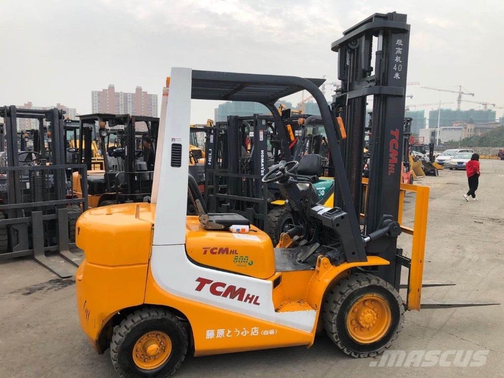 TCM FD 30 柴油叉车