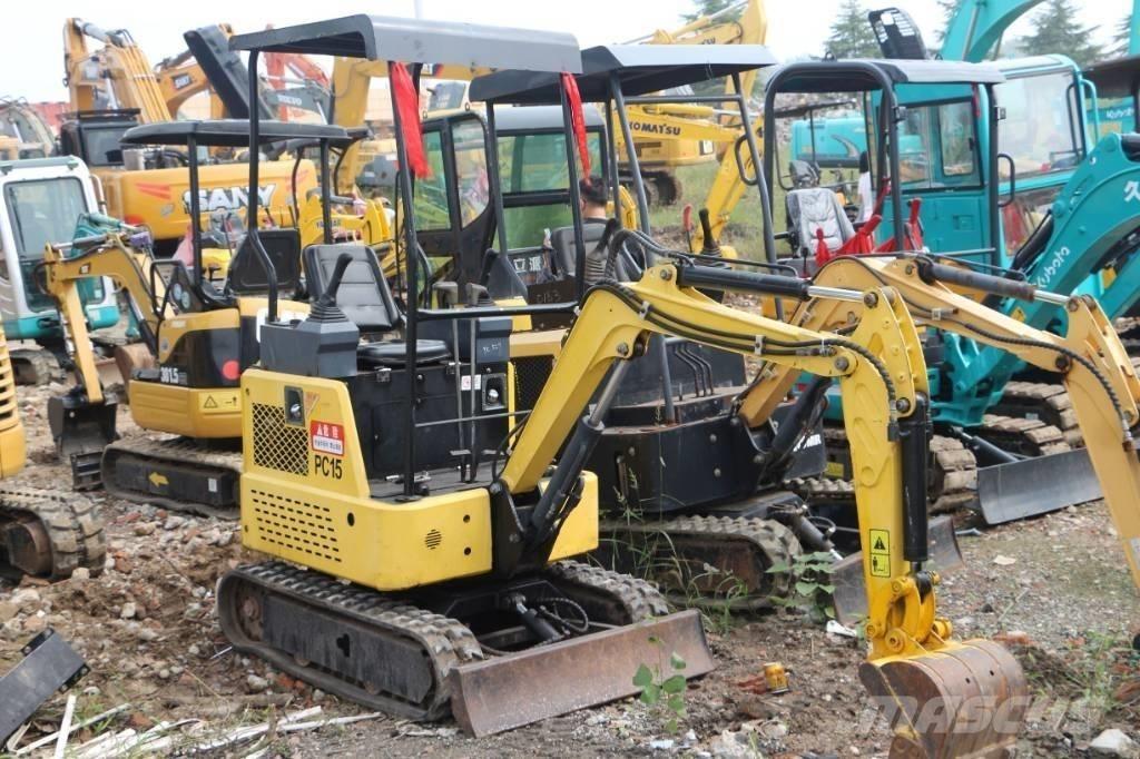 Komatsu pc 15 小型挖掘机