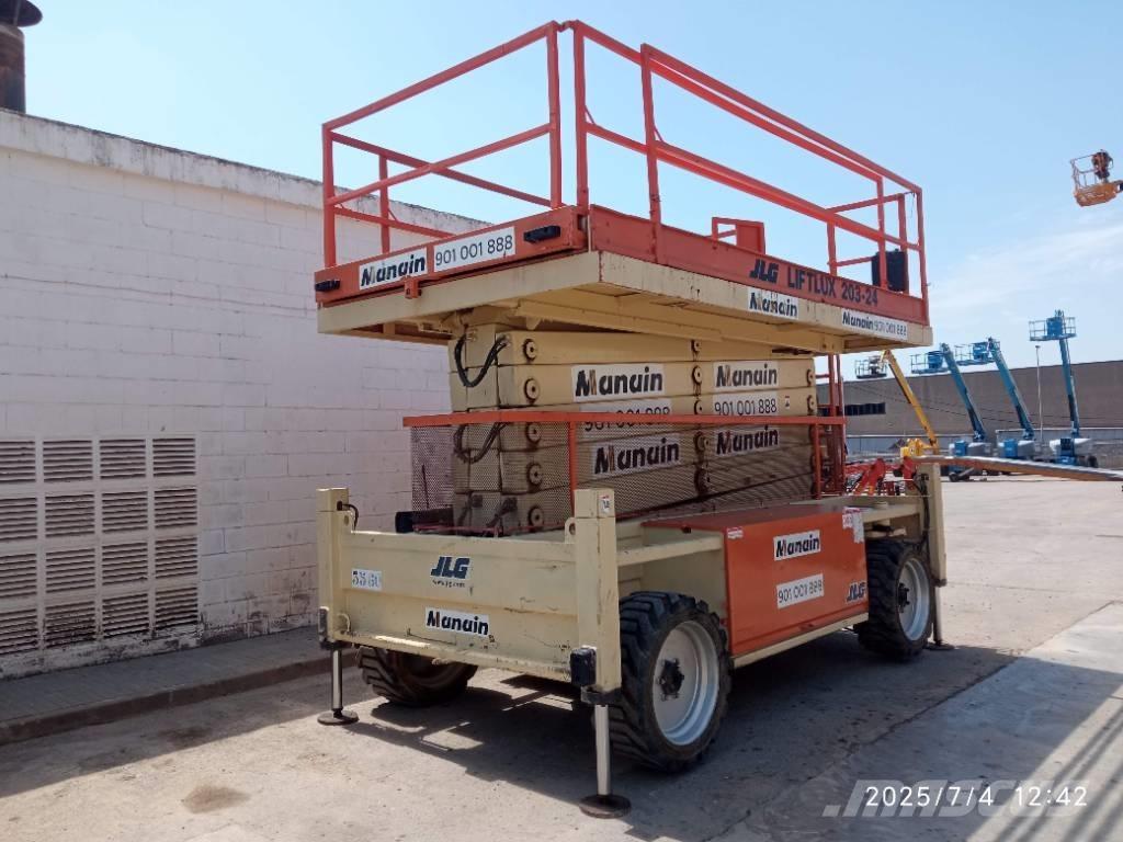 JLG 203-24 剪叉式升降机