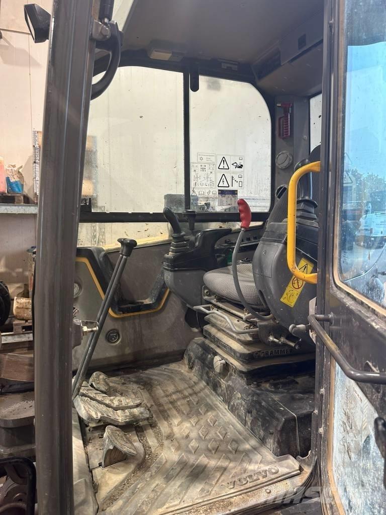 Volvo ECR 88 D 小型挖掘机